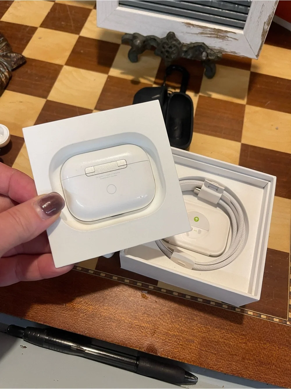 2 1/2 pairs Apple Air Pods Pro, Used